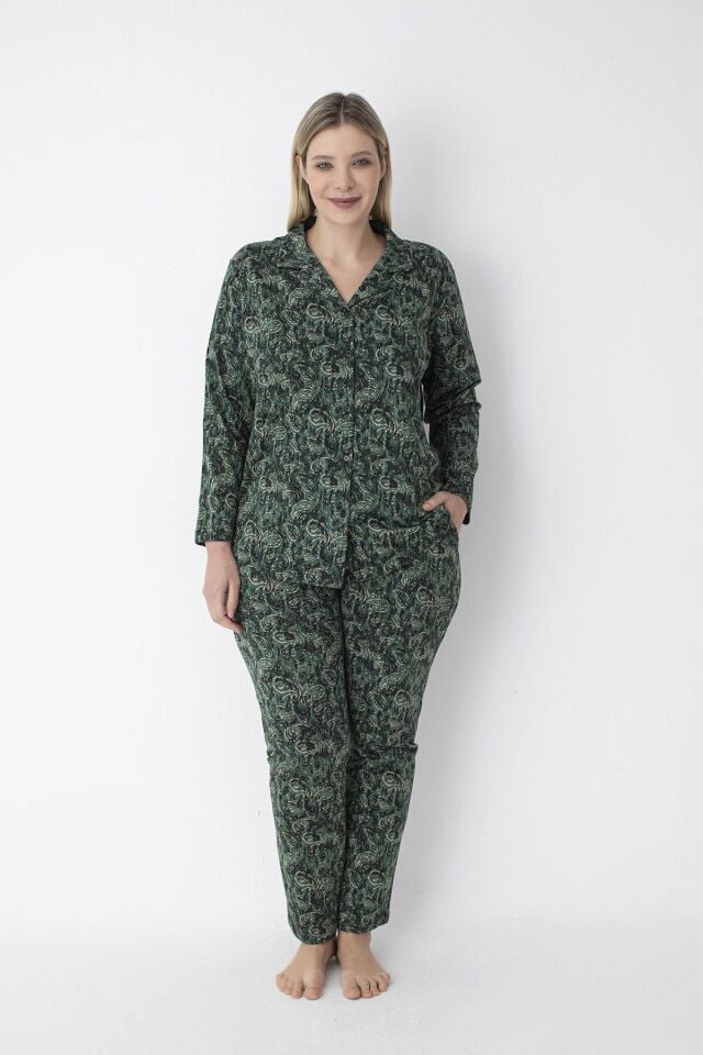 Yeşil Şal Desen Büyük Beden Önden Düğmeli Pamuklu Pijama Takımı – %100 Pamuk