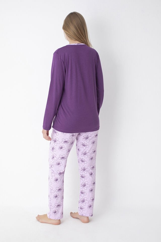 Mor Çiçek Desenli %100 Pamuk Pijama Takımı – Rahat ve Konforlu Ev Giyimi