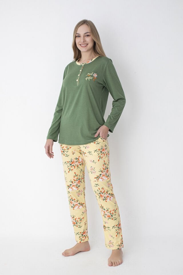 Yeşil Sarı Çiçek Desenli Uzun Kollu %100 Pamuk Pijama Takımı – Rahat ve Konforlu Ev Giyimi