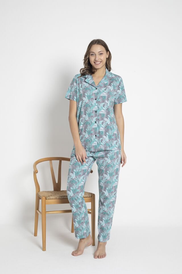 Turkuaz Tropik DesenliKısa Kollu %100 Pamuk Pijama Takımı – Rahat ve Konforlu Ev Giyimi
