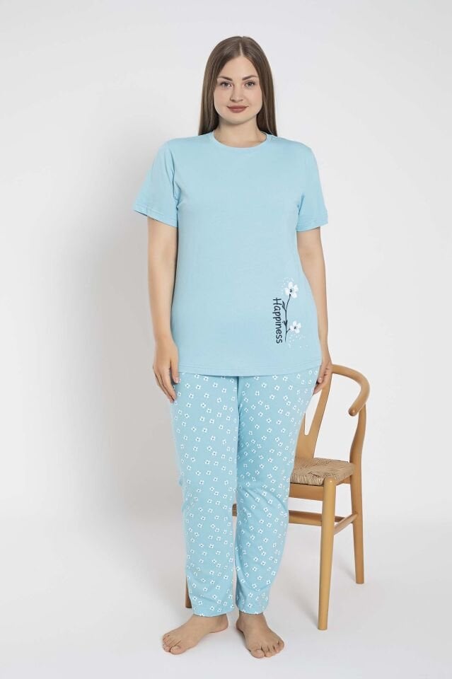 Turkuaz Papatya Desenli Kısa Kollu Büyük Beden %100 Pamuk Pijama Takımı – Rahat ve Konforlu Ev Giyimi